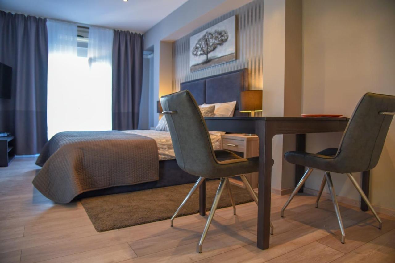 Apartmani Kameno Sidro Bilice Exterior foto