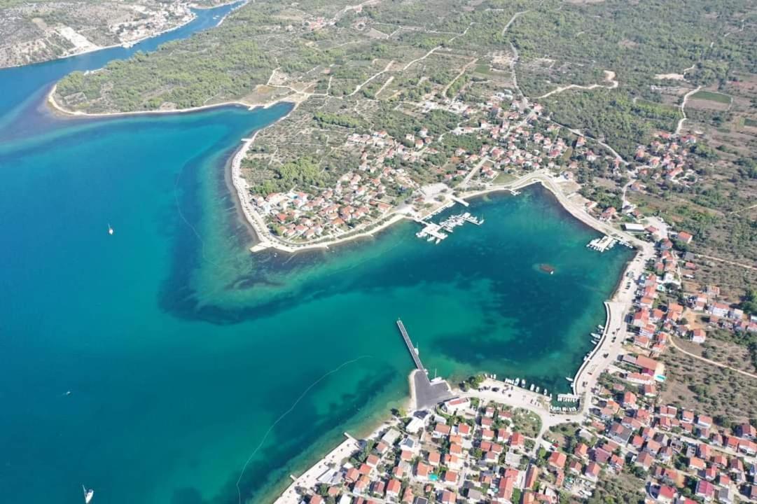 Apartmani Kameno Sidro Bilice Exterior foto